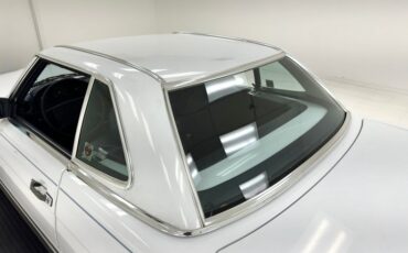 Mercedes-benz-560sl-1988-White-Navy-Blue-29