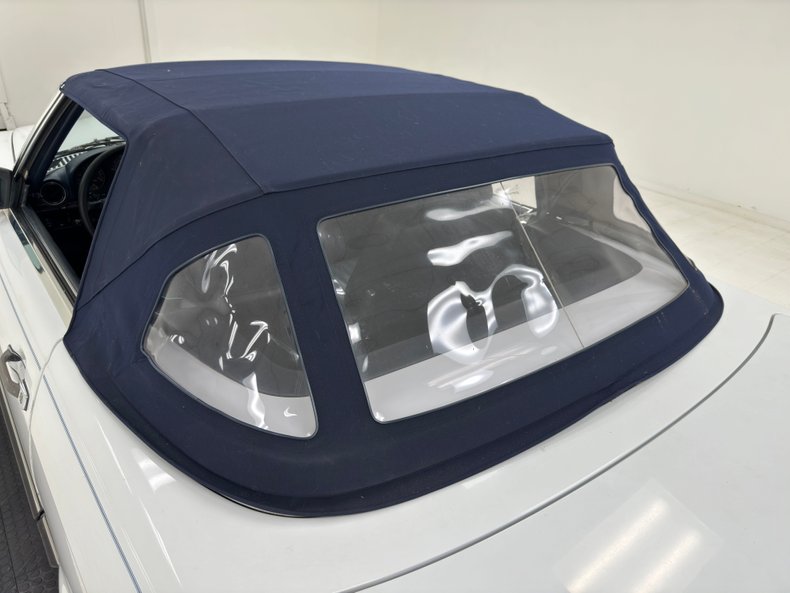 Mercedes-benz-560sl-1988-White-Navy-Blue-30