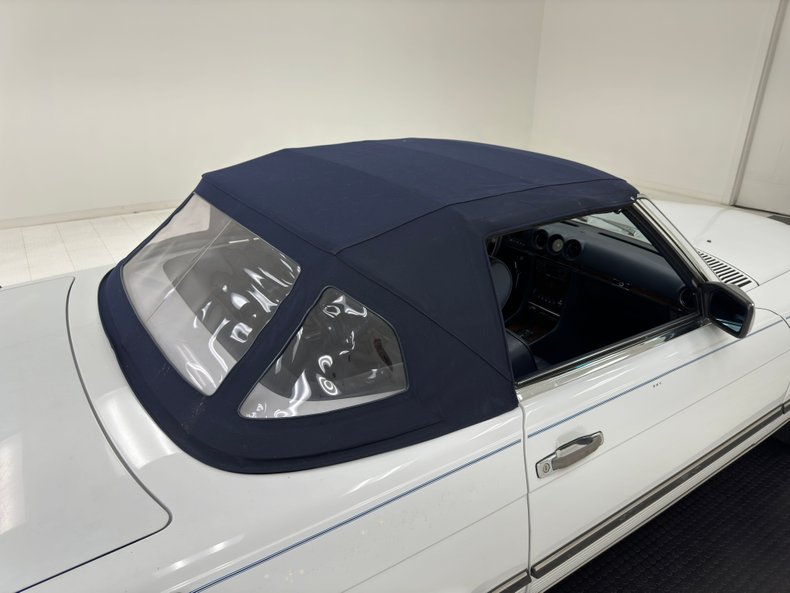 Mercedes-benz-560sl-1988-White-Navy-Blue-31