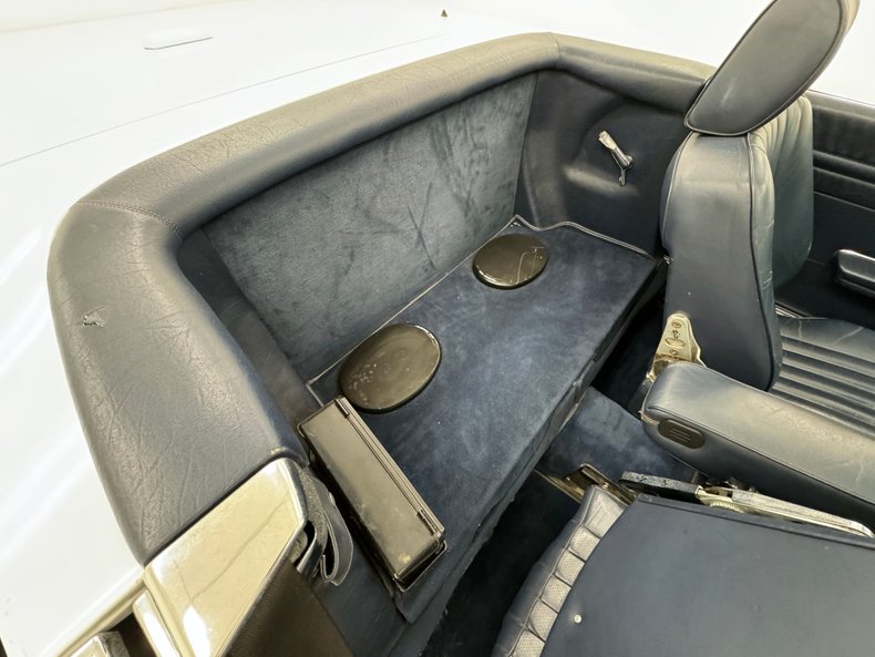 Mercedes-benz-560sl-1988-White-Navy-Blue-4