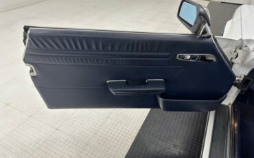 Mercedes-benz-560sl-1988-White-Navy-Blue-44