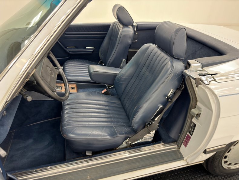 Mercedes-benz-560sl-1988-White-Navy-Blue-46