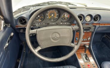 Mercedes-benz-560sl-1988-White-Navy-Blue-5