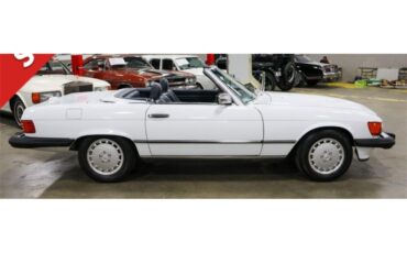 Mercedes-benz-560sl-1988-White-Navy-blue-11