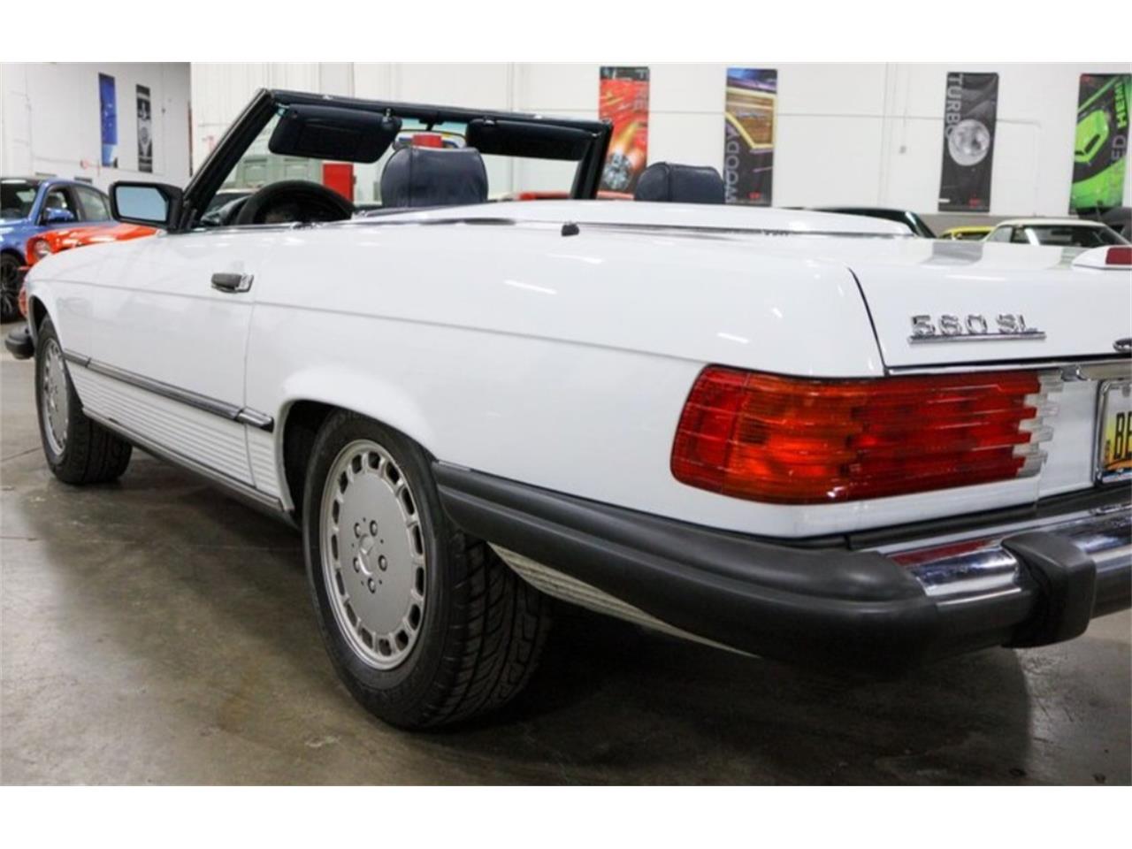 Mercedes-benz-560sl-1988-White-Navy-blue-13