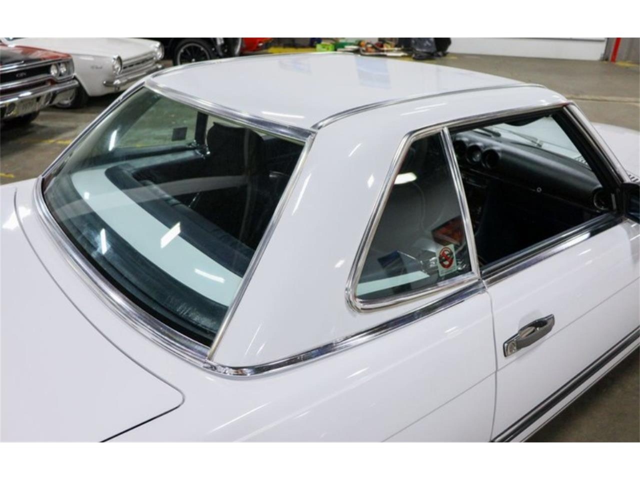 Mercedes-benz-560sl-1988-White-Navy-blue-17