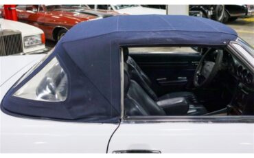 Mercedes-benz-560sl-1988-White-Navy-blue-22