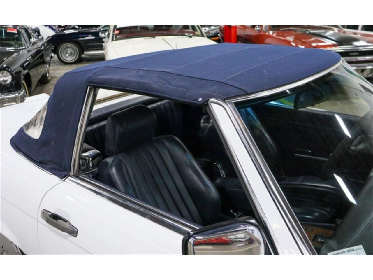 Mercedes-benz-560sl-1988-White-Navy-blue-23