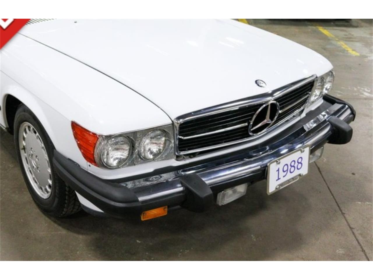 Mercedes-benz-560sl-1988-White-Navy-blue-7