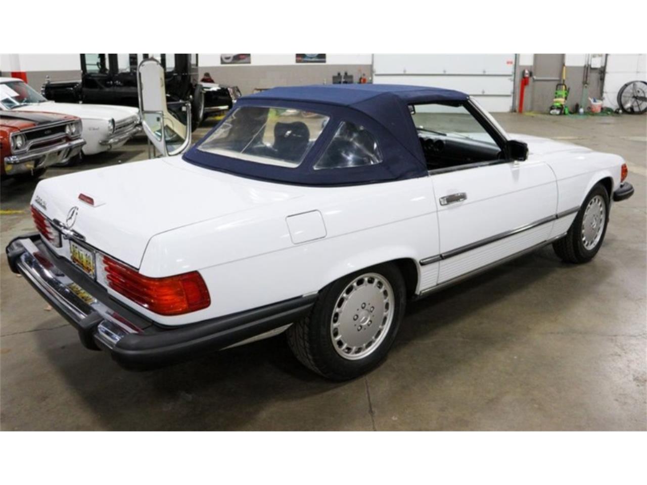 Mercedes-benz-560sl-1988-White-Navy-blue-85