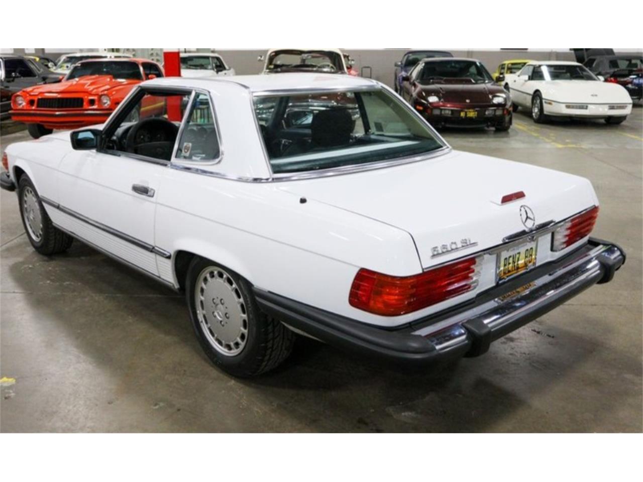 Mercedes-benz-560sl-1988-White-Navy-blue-86