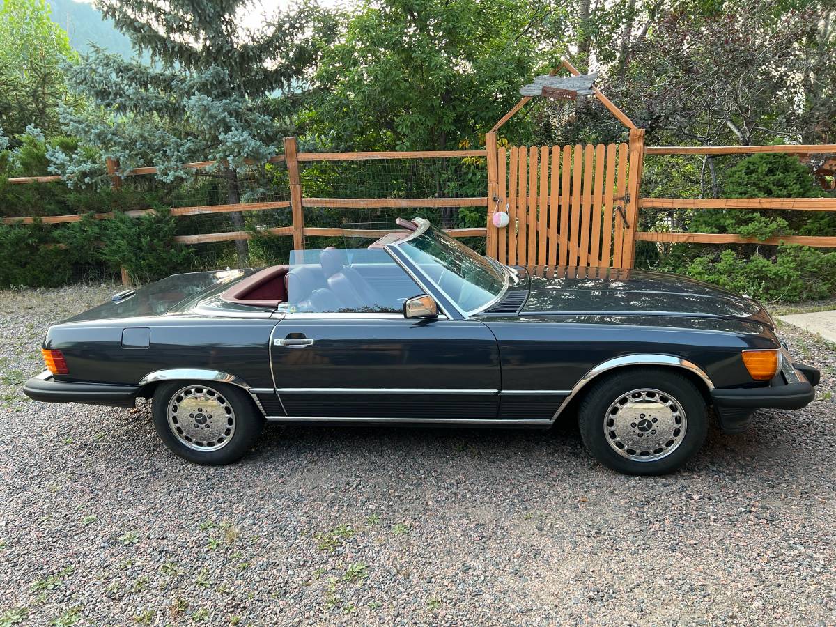 Mercedes-benz-560sl-1988-brown-1