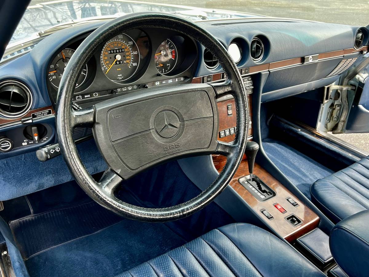 Mercedes-benz-560sl-1989-blue-12