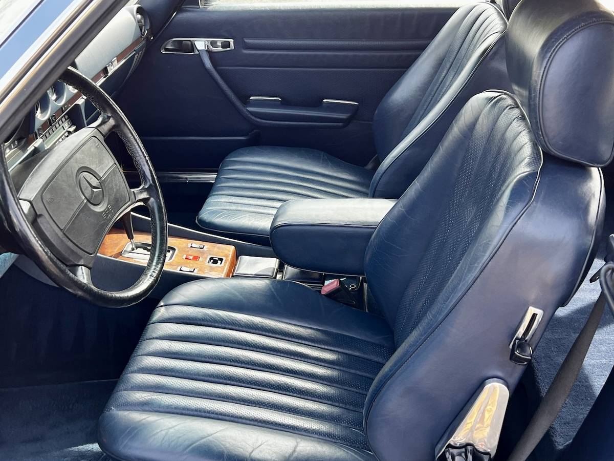 Mercedes-benz-560sl-1989-blue-13