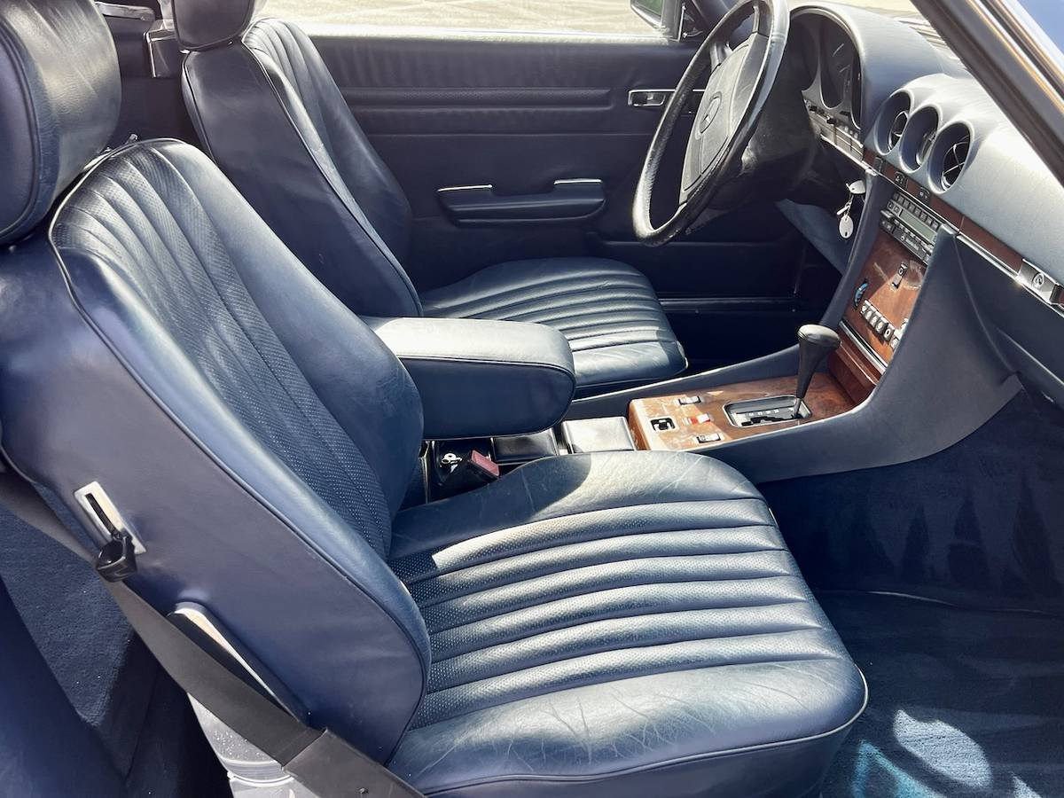 Mercedes-benz-560sl-1989-blue-14