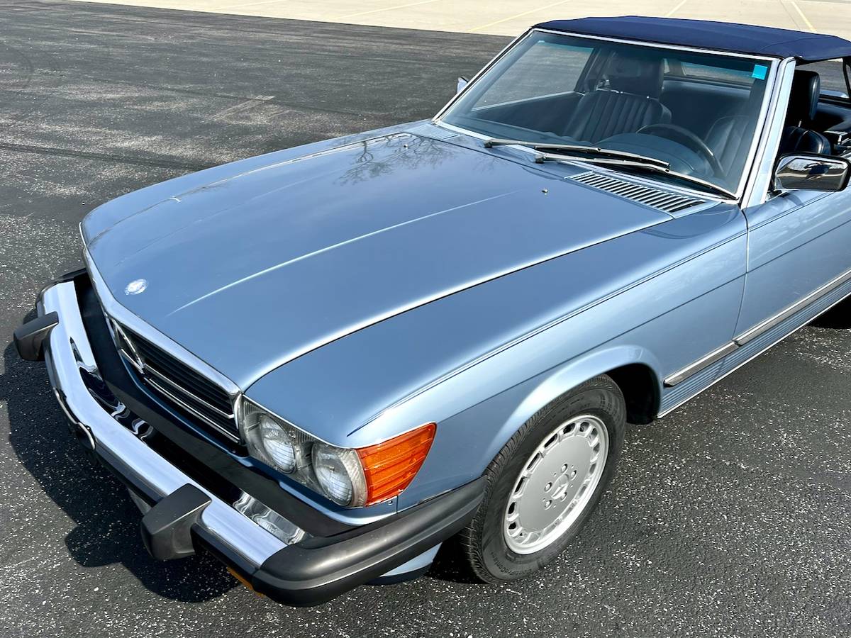 Mercedes-benz-560sl-1989-blue-9