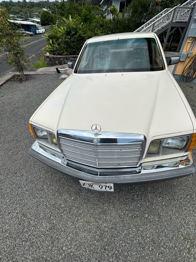 Mercedes-benz-Benz-300sd-diesel-1982-custom-7
