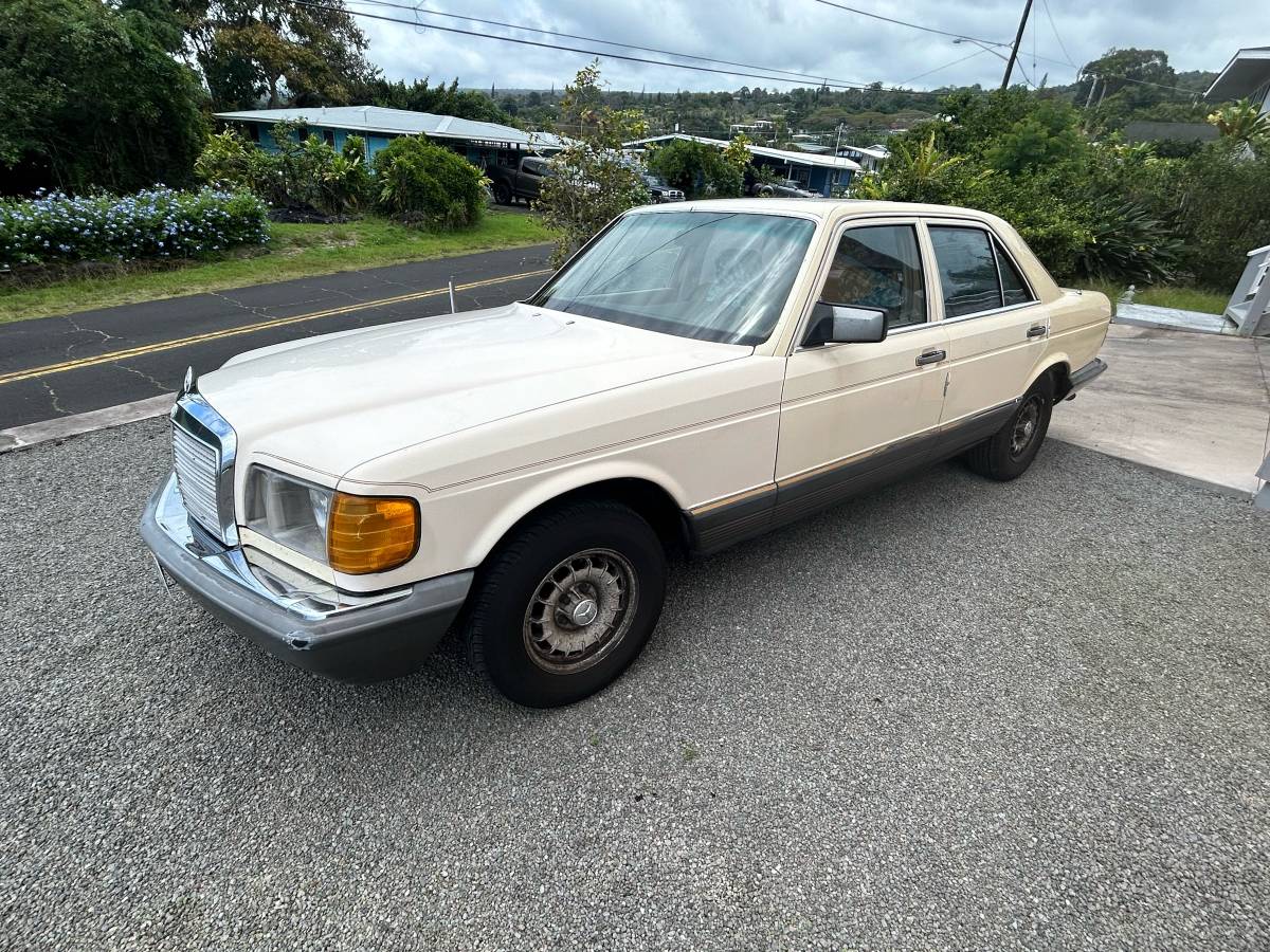 Mercedes-benz-Benz-300sd-diesel-1982-custom
