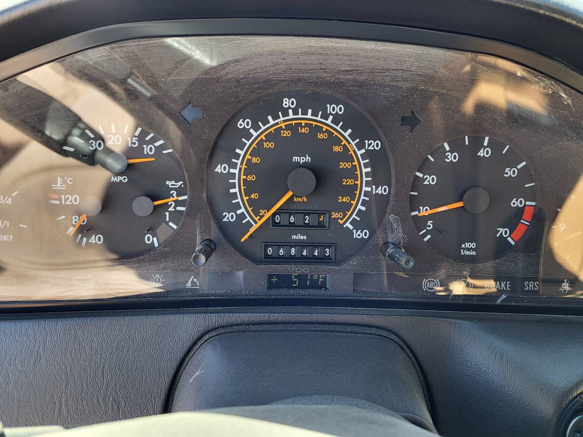 Mercedes-benz-Benz-sl500-1990-black-4