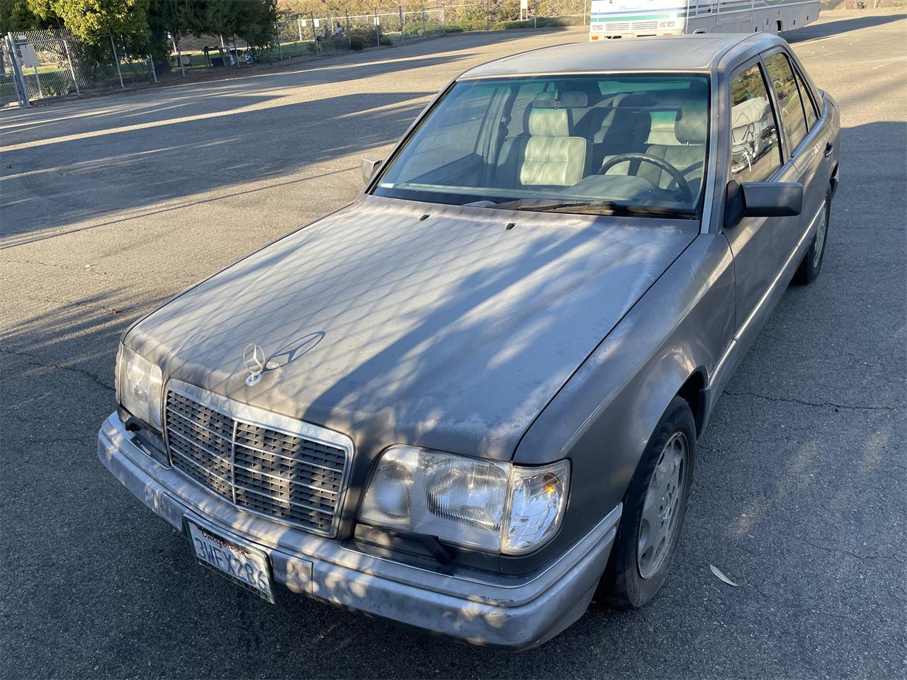 Mercedes-benz-E-class-1994-grey-grey-1