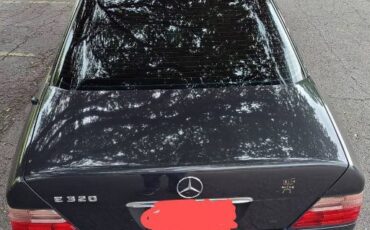 Mercedes-benz-E320-1994-Gray-5