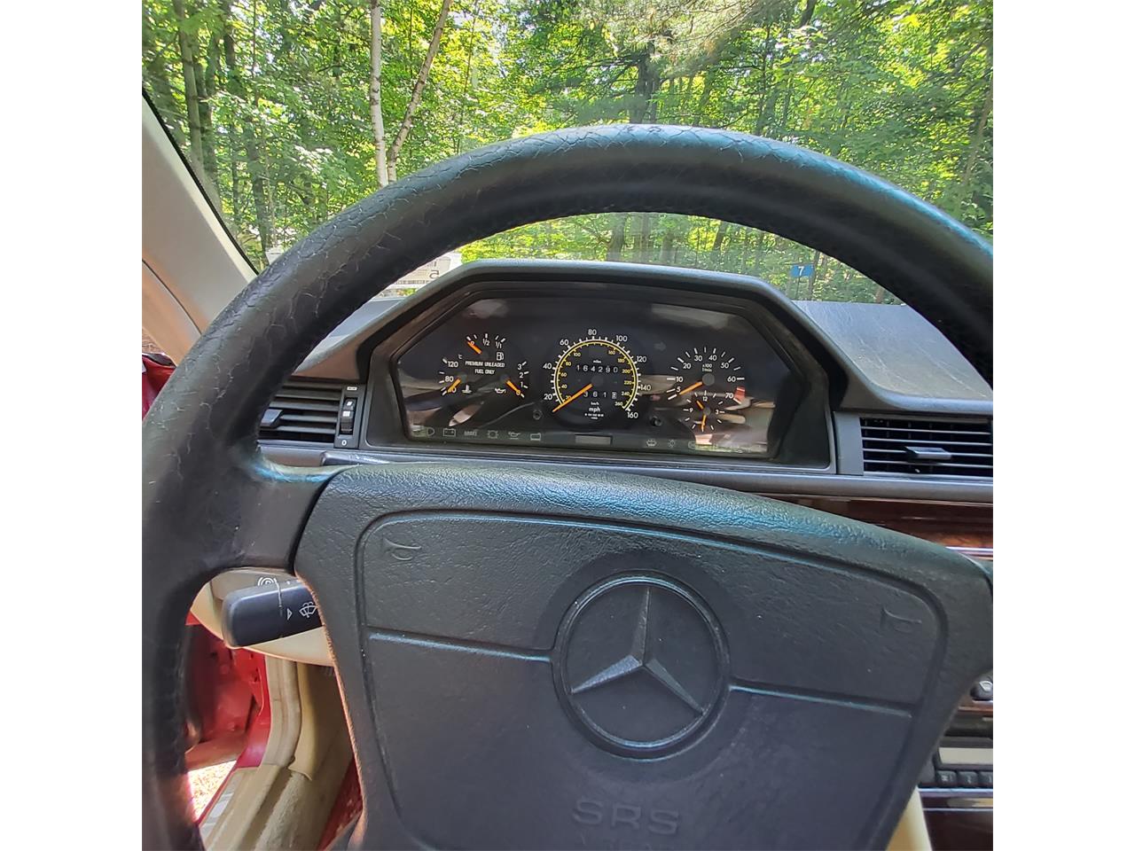 Mercedes-benz-E320-1995-Imperial-Red-Beige-7