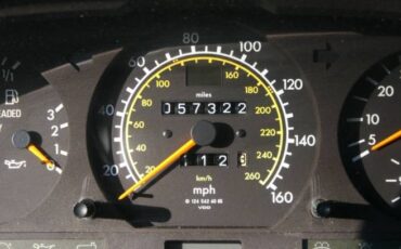 Mercedes-benz-E320-1995-White-13