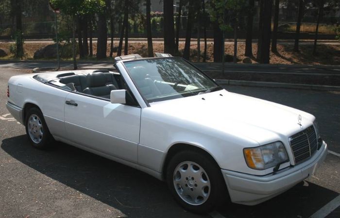 Mercedes-benz-E320-1995-White-8