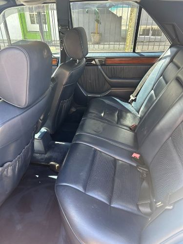 Mercedes-benz-E320-1995-White-Blue-1