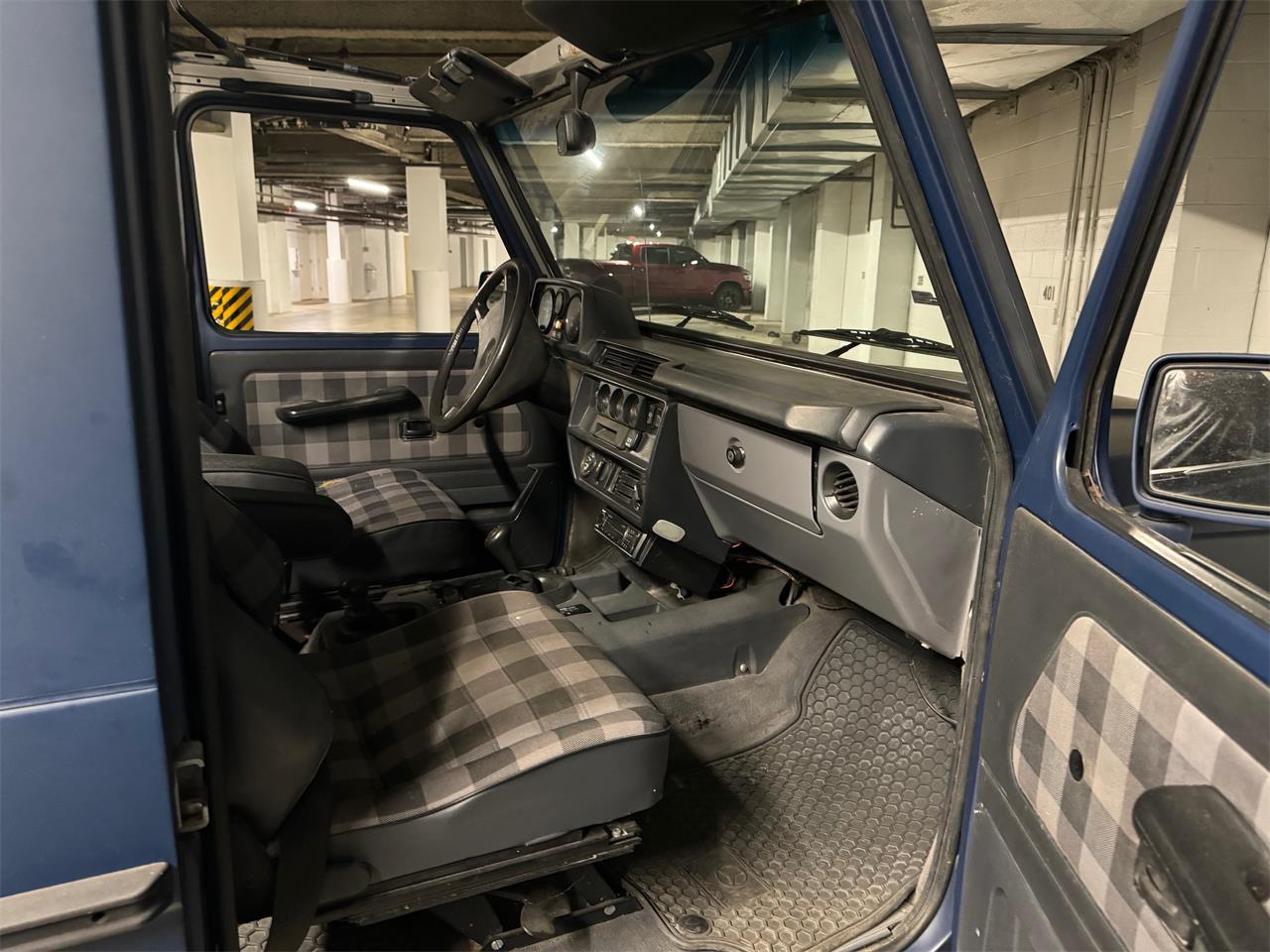 Mercedes-benz-G-wagon-1985-Blue-Grey-2