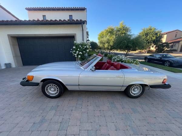 Mercedes-benz-Other-1976-Silver-Red-10