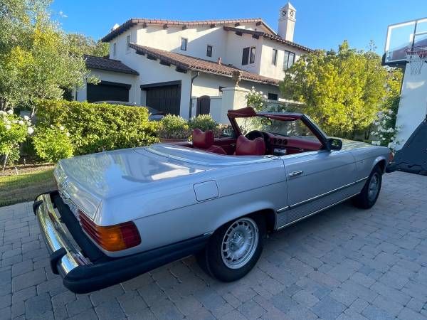 Mercedes-benz-Other-1976-Silver-Red-9