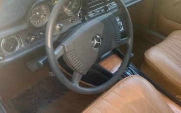 Mercedes-benz-Other-1976-Yellow-1