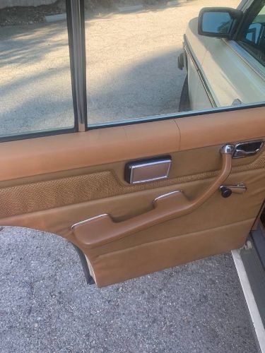 Mercedes-benz-Other-1976-Yellow-12