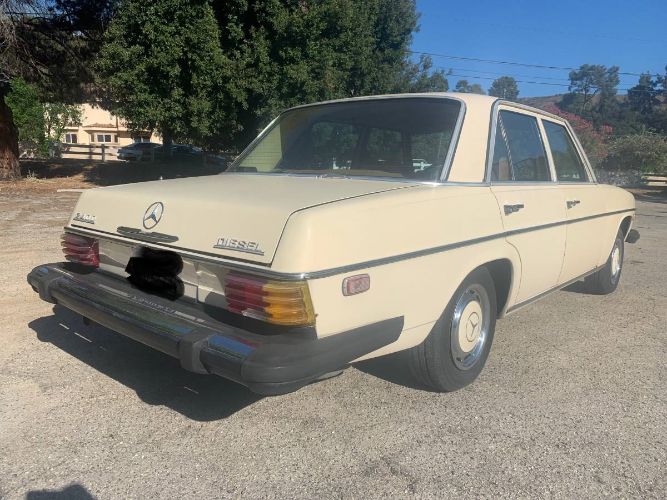 Mercedes-benz-Other-1976-Yellow-16