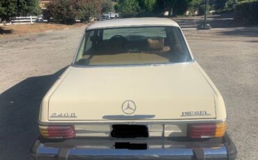 Mercedes-benz-Other-1976-Yellow-2