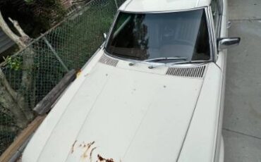 Mercedes-benz-Other-1976-Yellow-2