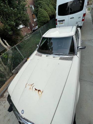Mercedes-benz-Other-1976-Yellow-2