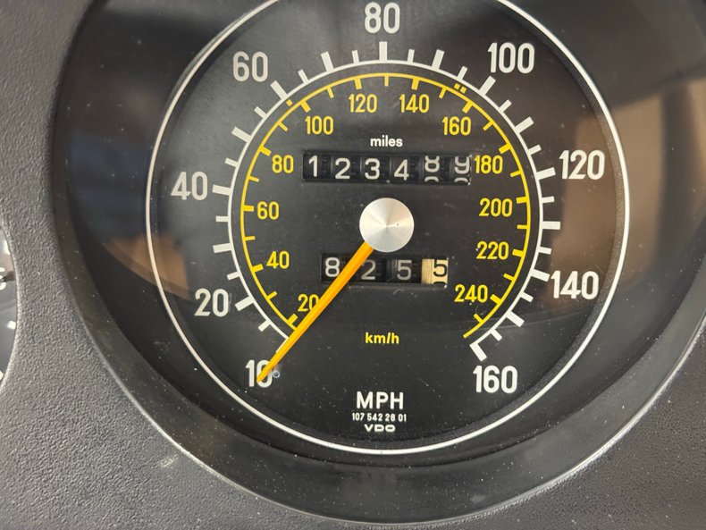 Mercedes-benz-Other-1977-Signal-Red-Tan-40