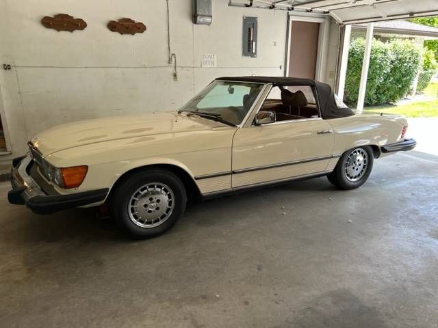 Mercedes-benz-Other-1977-Yellow