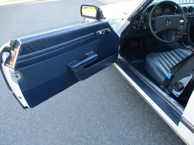 Mercedes-benz-Other-1979-White-Navy-Blue-Leather-11