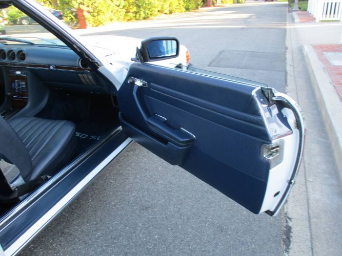 Mercedes-benz-Other-1979-White-Navy-Blue-Leather-20