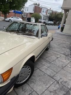Mercedes-benz-Other-1979-Yellow-7