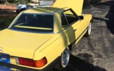 Mercedes-benz-Other-1980-Yellow-17