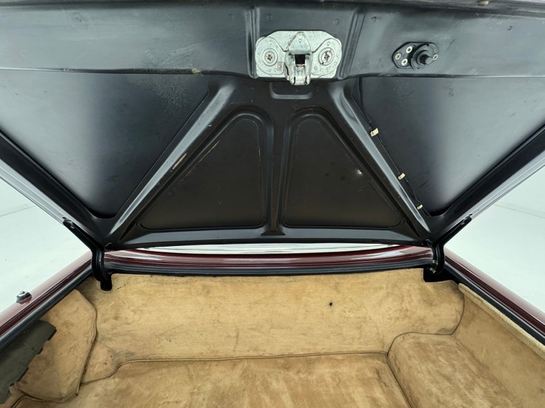 Mercedes-benz-Other-1981-Orient-Red-Tan-13