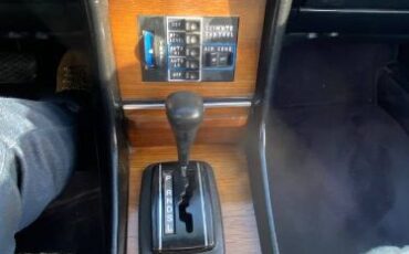 Mercedes-benz-Other-1981-Silver-2