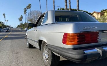 Mercedes-benz-Other-1981-Silver-5