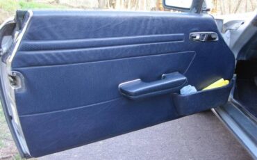 Mercedes-benz-Other-1983-Astral-Silber-Blue-Leather-14
