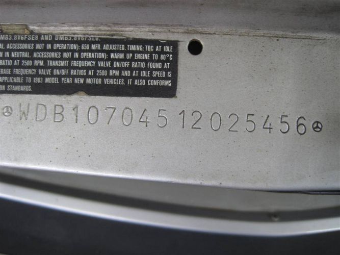 Mercedes-benz-Other-1983-Astral-Silber-Blue-Leather-6