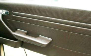 Mercedes-benz-Other-1983-Gold-Metallic-Brown-leather-9